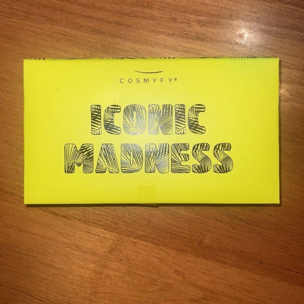 NEW Iconic Madness By Cosmyfy Pressed Pigment Palette Eyeshadow